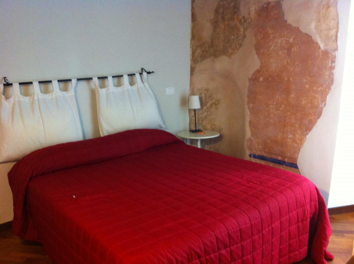 B&B Vicolo Vecchio Терачина Екстериор снимка